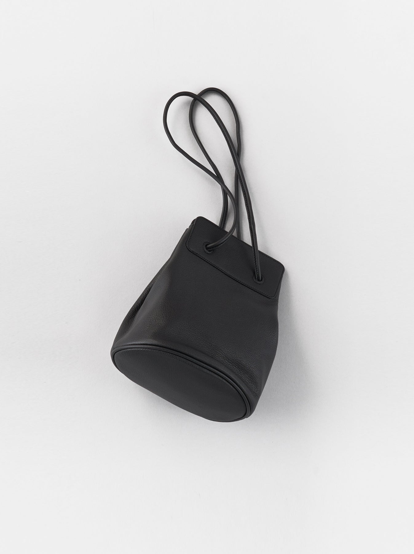 Oval lantern shoulder bag mini