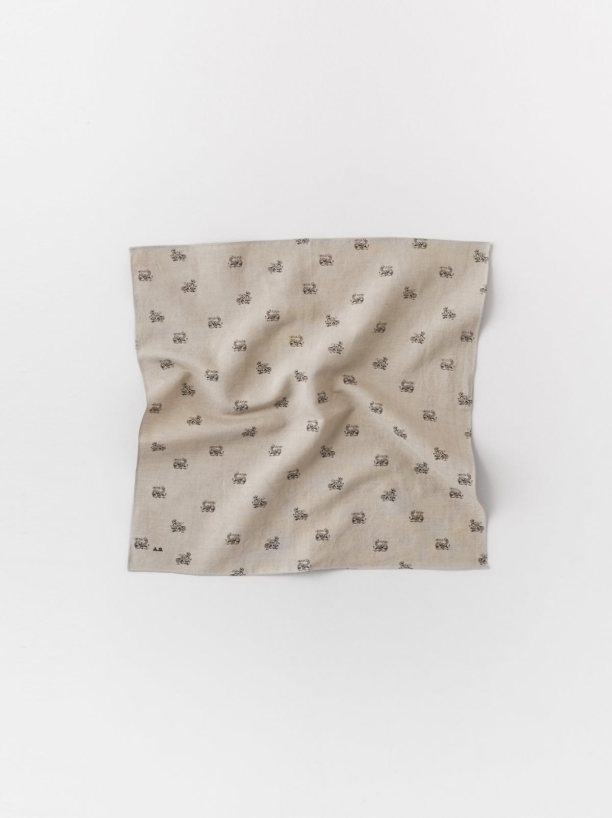 Flat handkerchief M – ARTS&SCIENCE ONLINE SELLER intl.