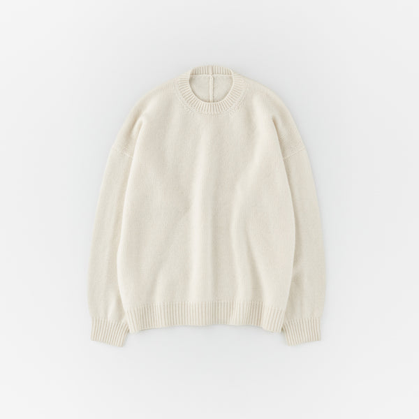 0233U8024K031_Back-line-