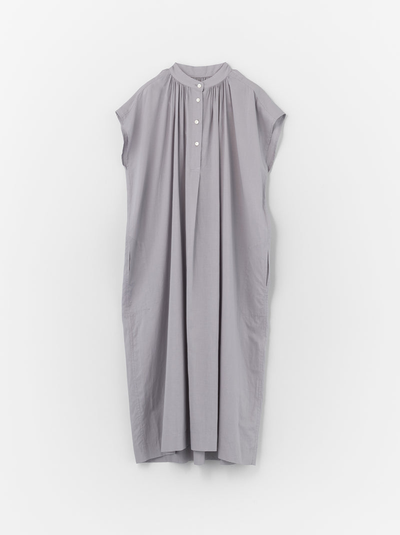 Button front no sleeve gather dress