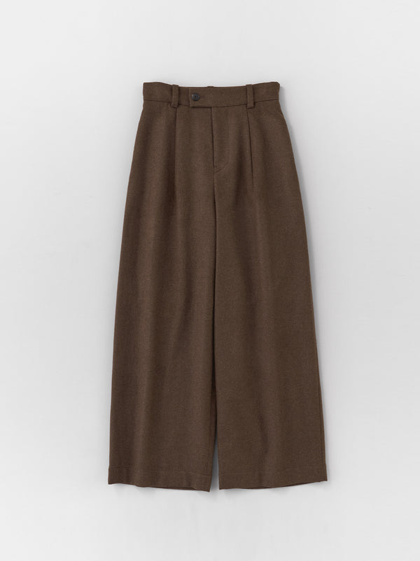 Dart front wide pant
