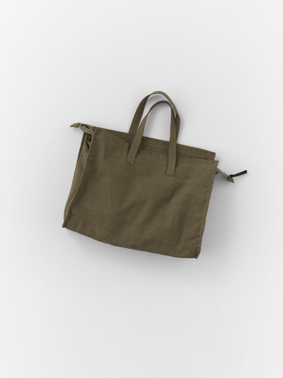 バッグ ARTS&SCIENCE embroidery tote Oversized Embroidered Sneaker Tote Bag in “Black” — Shop