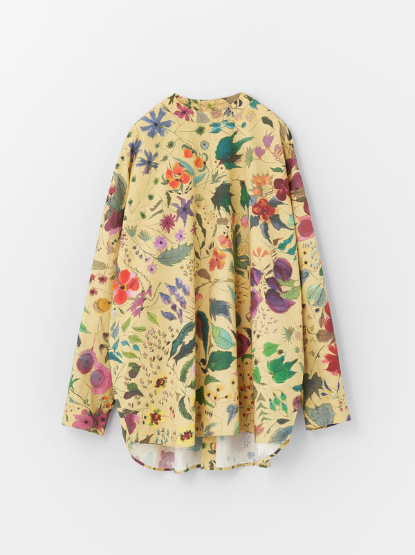 Back button shirt