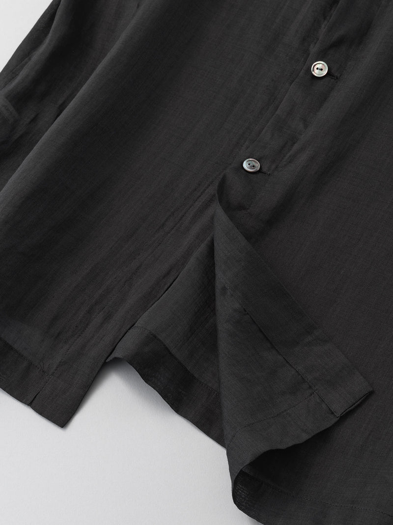 Back open woven tee