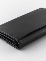 Flap bi-fold wallet