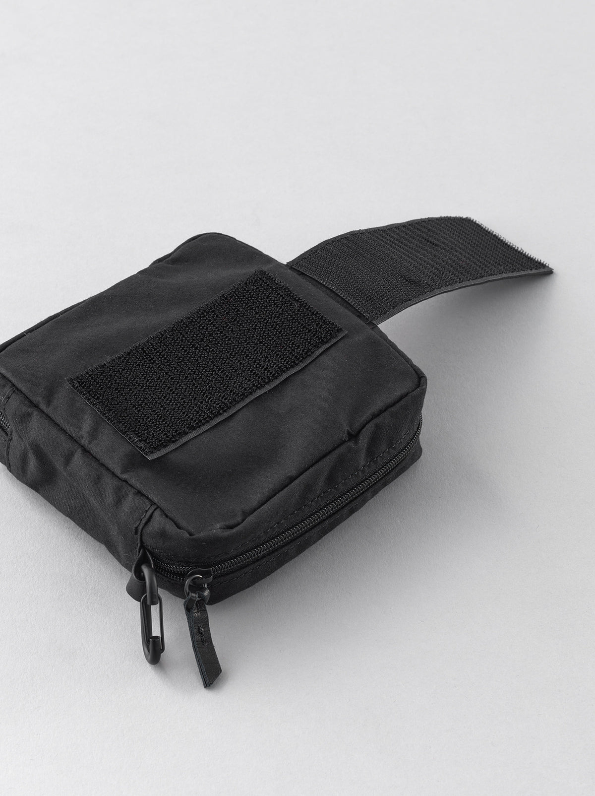 Square zipper gusset pouch M – ARTS&SCIENCE ONLINE SELLER intl.