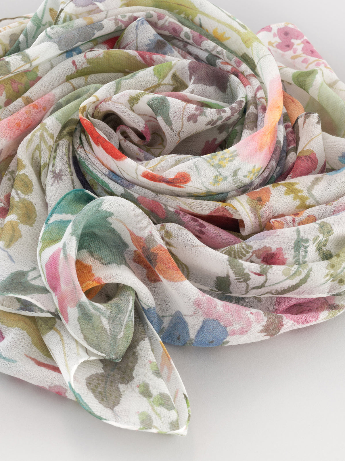 Square scarf M – ARTS&SCIENCE ONLINE SELLER intl.