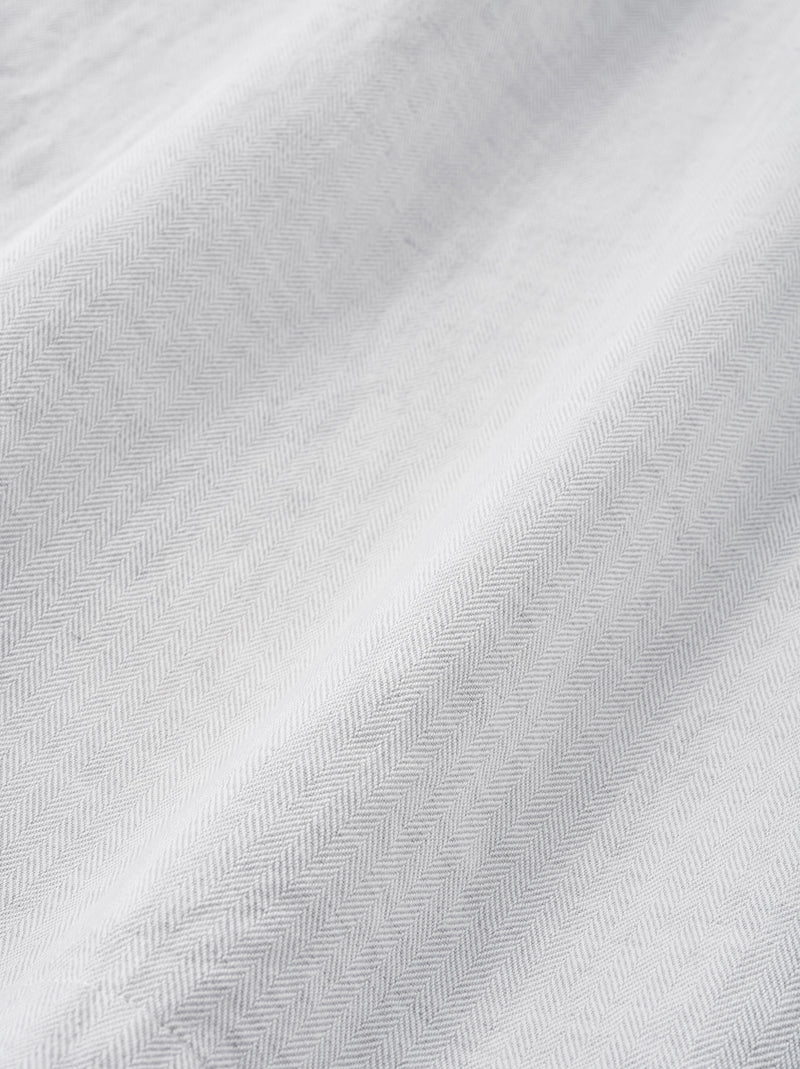 Stand collar box shirt
