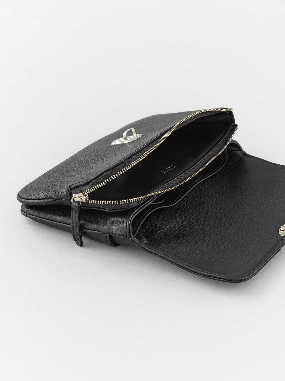 Wallet pochette – ARTS&SCIENCE ONLINE SELLER intl.