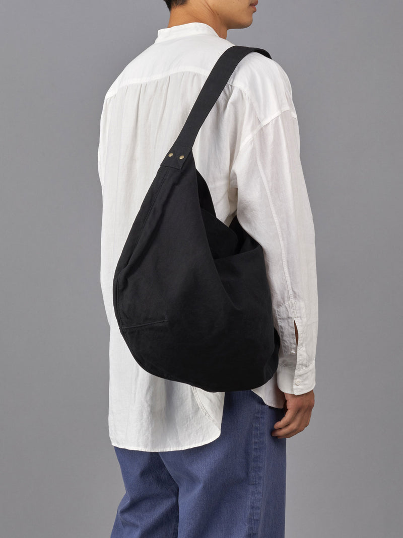 Round tote