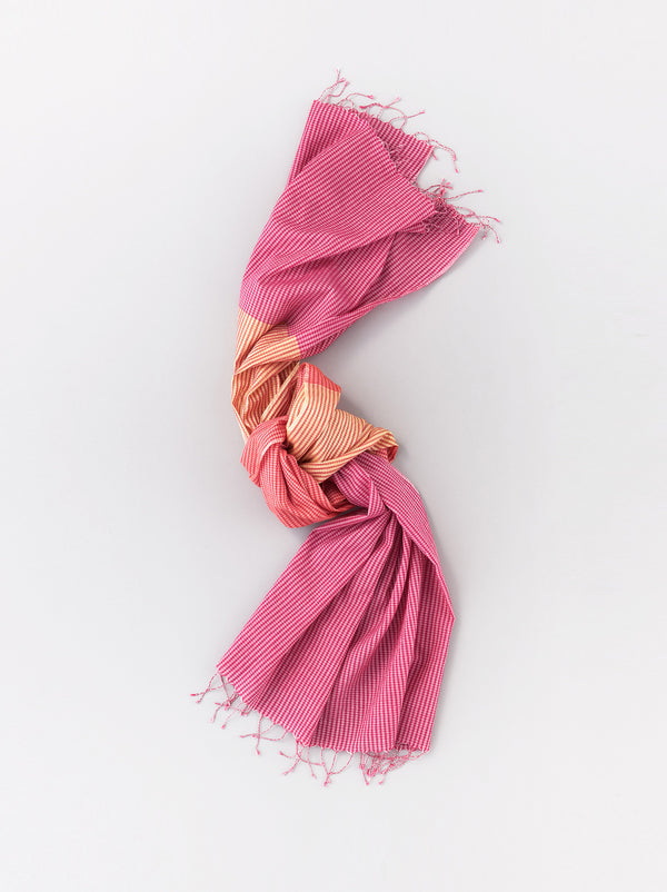 Bicolor check fringe shawl