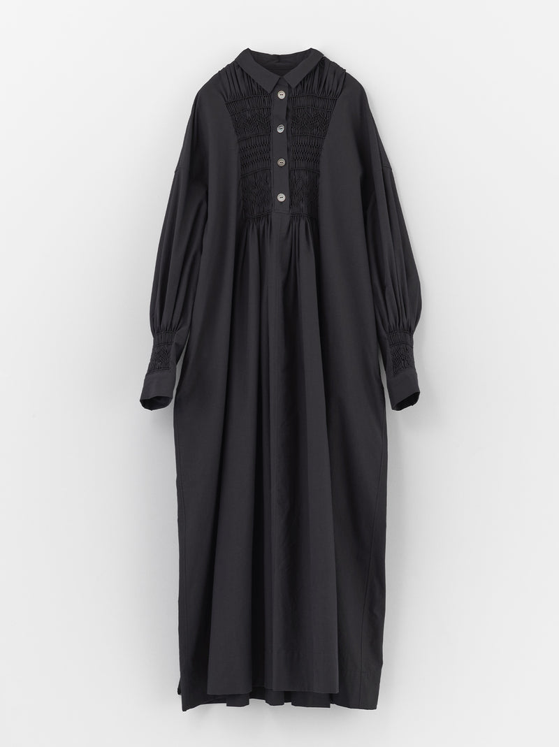 Smocking shirt dress