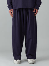 One tuck relax tapered pants