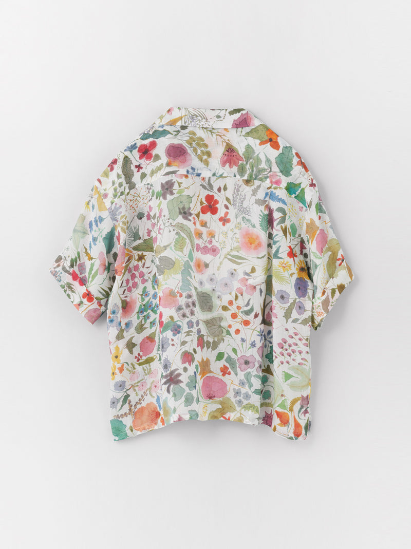 Open collar shirt