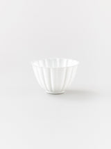 Chrysanthemum shaped sake cup (“Gyoku” series)