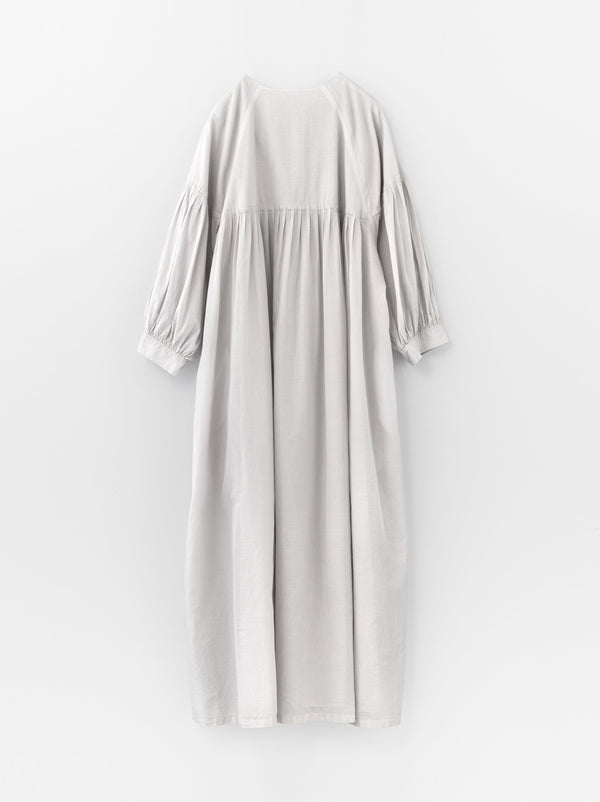 Around tuck dress