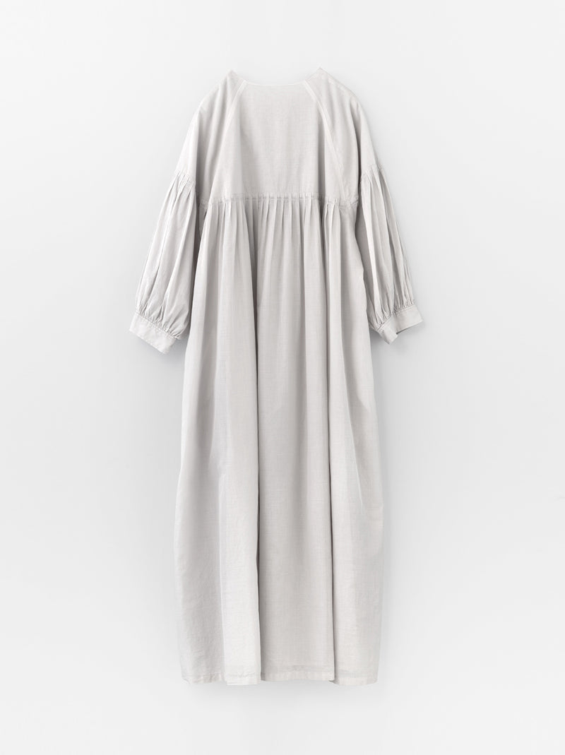 Around tuck dress