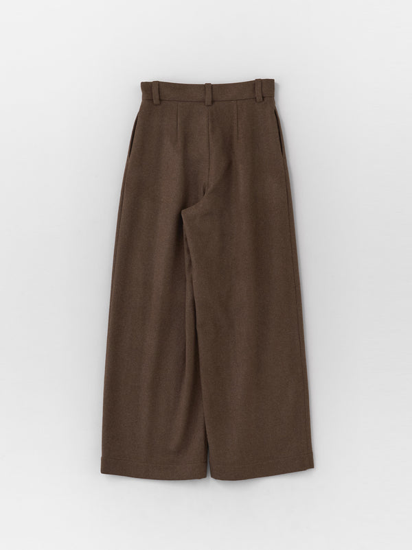 Dart front wide pant