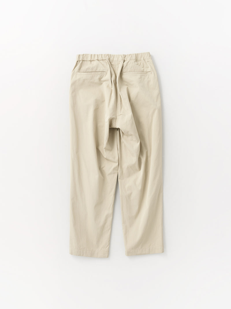 Standard easy tapered pants