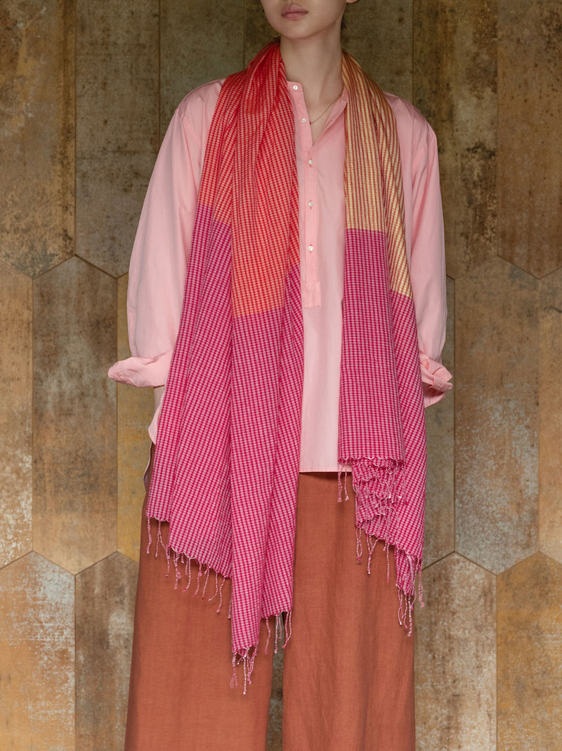 Bicolor check fringe shawl