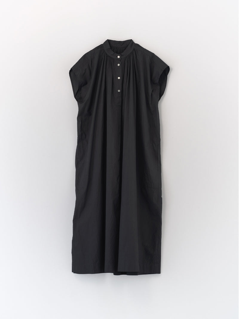 Button front no sleeve gather dress