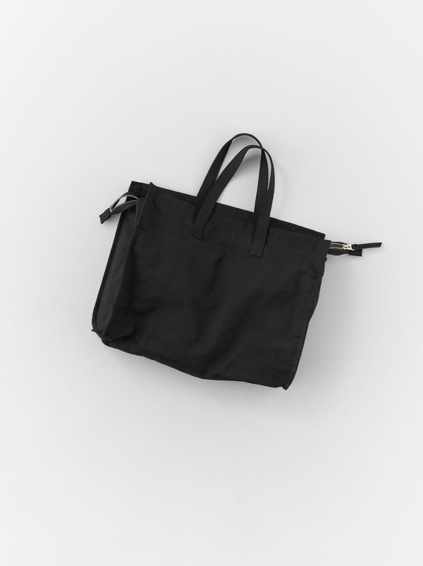Out stitch totebag M
