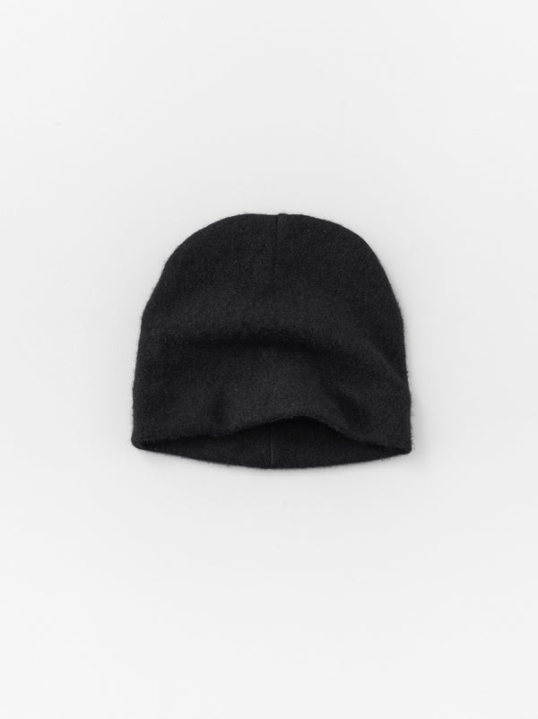 Simple cap