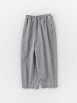 Small balloon pants