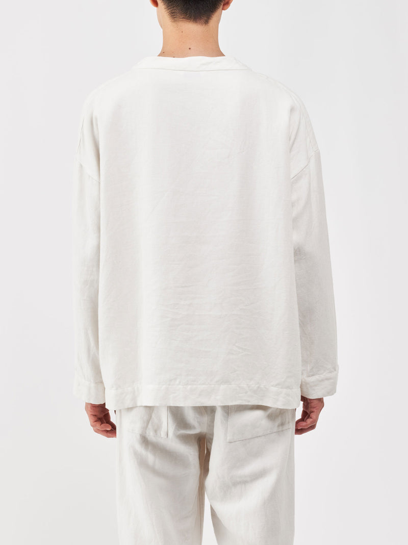 Stand collar box shirt