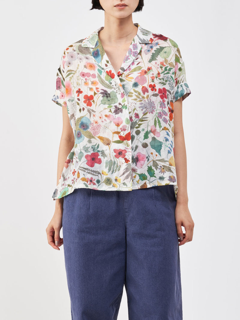 Open collar shirt