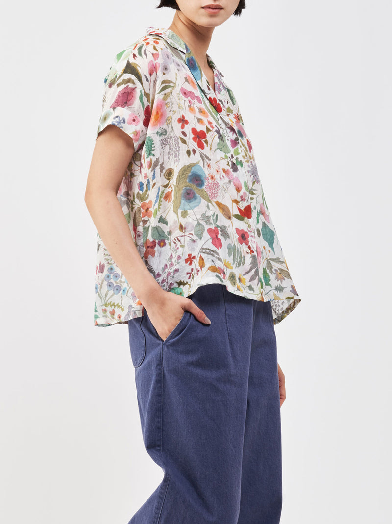 Open collar shirt
