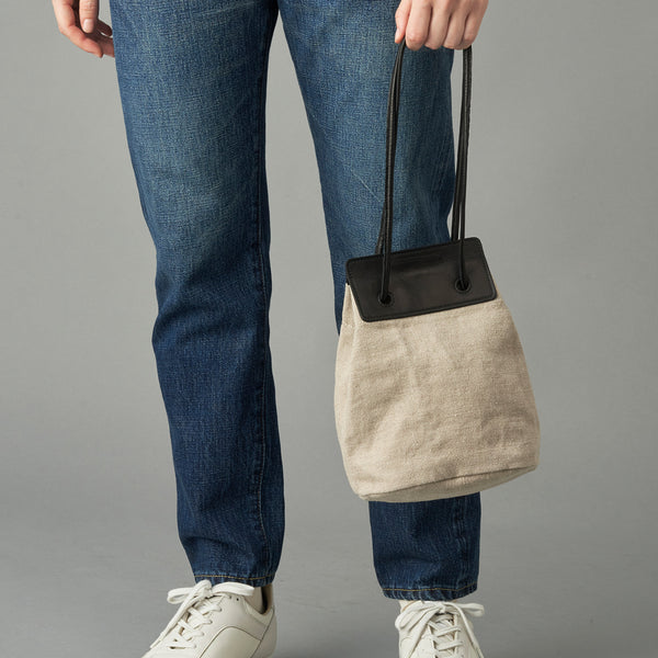 Oval lantern shoulder bag mini – ARTS&SCIENCE ONLINE SELLER intl.