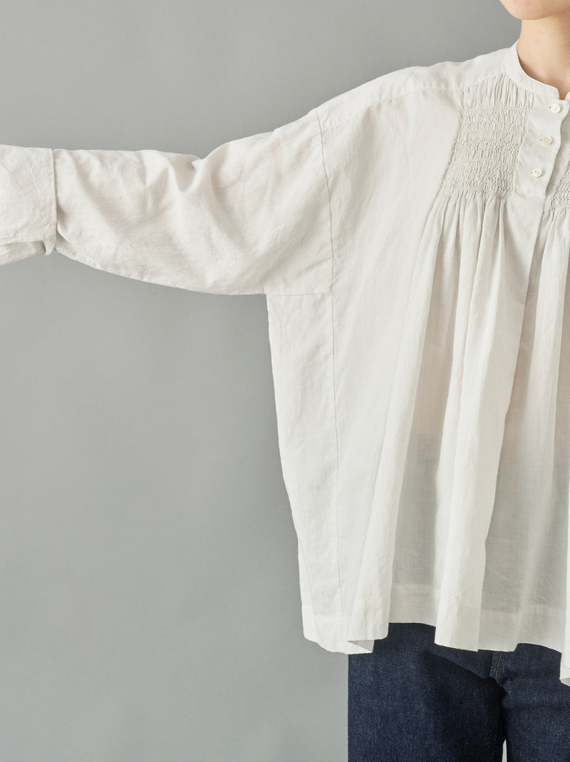 Front smocking tent line blouse