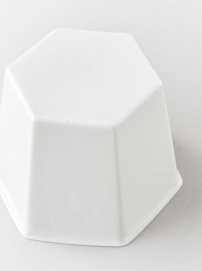 Hexagon shaped small bowl A  (“Gyoku” series)