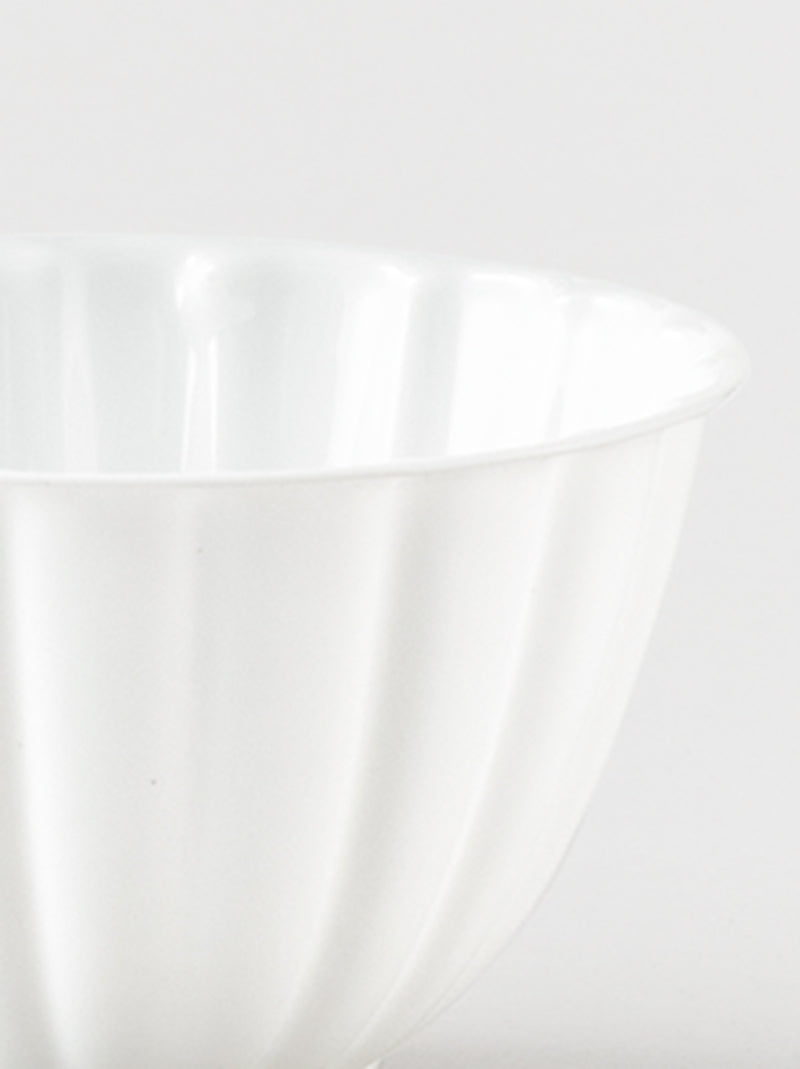 Chrysanthemum shaped sake cup (“Gyoku” series)