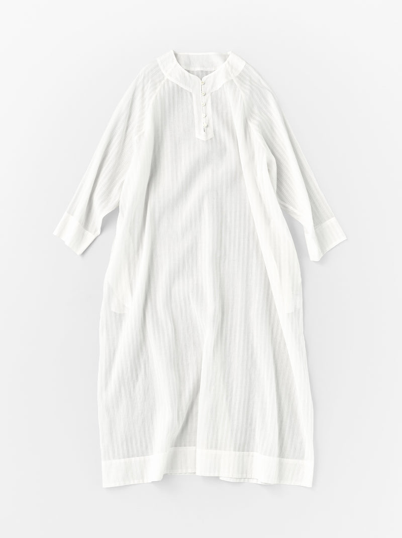 Front button raglan dress