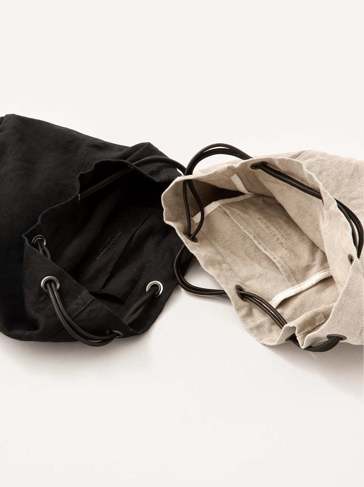 ARTS&SCIENCE『Oval lantern bag mini』 Oval lantern bag mini – ARTS&SCIENCE ONLINE SELLER intl.