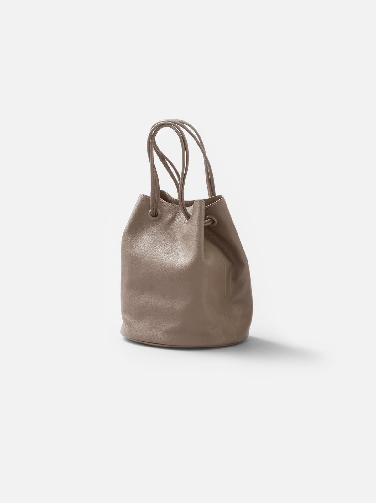 バッグ Oval lantern bag mini (Baby goat) oval-goat-gbeige_mini_1200x.