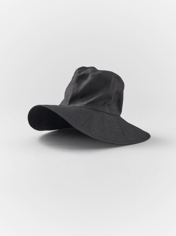 Wide brim plain hat